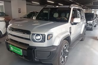 iCAR V27 2026款 200KM四驱猎鹰700