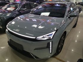 吉利银河 银河L6 2025款 EM-i 140km 探索+版