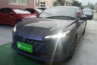 长安 逸动 2025款 蓝鲸 1.5T 500Bar尊贵型