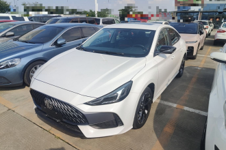 名爵 MG5 2022款 300TGI DCT潮越豪享版