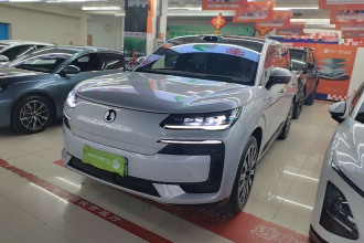 腾势N9 2025款 旗舰型