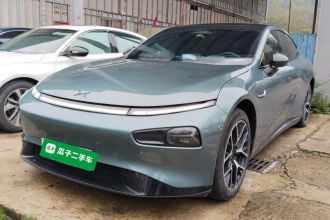 小鹏P7 2023款 P7i 610 鹏翼性能版