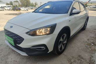 福特 福克斯Active 2020款 EcoBoost 180 自动劲潮型