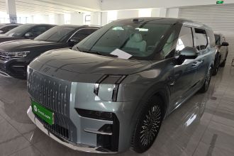 极氪009 2024款 六座行政版四驱 108kWh