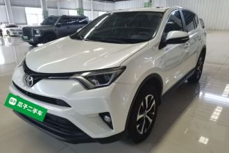 丰田 RAV4荣放 2018款 2.0L CVT两驱风尚X版