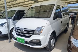 上汽大通MAXUS 新途V80 2023款 2.0T AMT经典傲运通短轴中顶5/6座