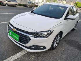 雪佛兰 科鲁泽 2022款 320 自动悦享天窗版