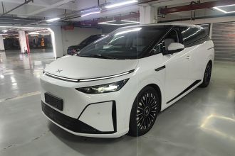 小鹏X9 2026款 增程 1602 Ultra