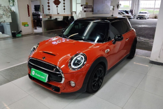 MINI 2018款 2.0T COOPER S 经典派
