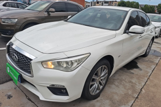 英菲尼迪Q50L 2018款 2.0T 舒适版 国VI