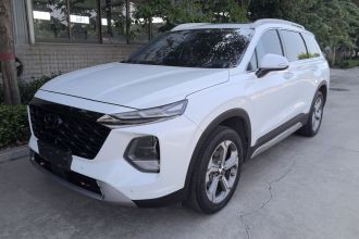 现代 胜达 2023款 旅行家 380T GDi 自动两驱GLX精英版