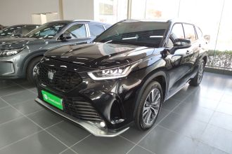 丰田 皇冠陆放 2024款 2.5L HEV四驱尊贵版