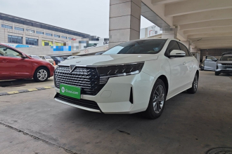 启辰D60 2023款 PLUS 1.6L XE CVT潮领版