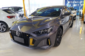 广汽传祺 影豹 2023款 270T DCT J16版