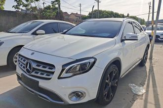 奔驰GLA 2017款 GLA 220 4MATIC 时尚型