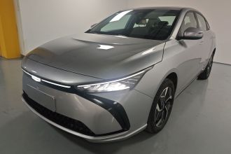 吉利几何G6 2024款 500KM 旗舰型