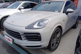 保时捷 Cayenne新能源 2023款 Cayenne E-Hybrid 2.0T 铂金版
