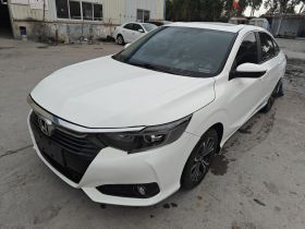 本田 凌派 2022款 180Turbo CVT豪华版