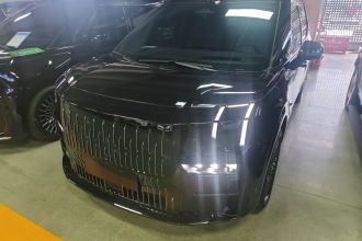 极氪009 2024款 六座行政版四驱 108kWh