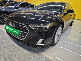 奥迪A7L 2024款 45TFSI S-line 筑梦型 流晶套装