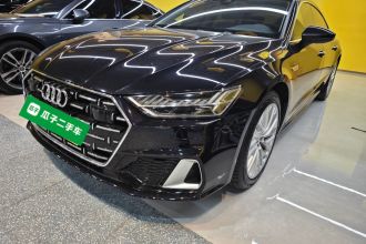 奥迪A7L 2024款 45TFSI S-line 筑梦型 流晶套装