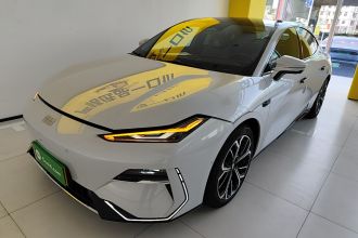 吉利银河 银河E8 2025款 700km 远航智驾版