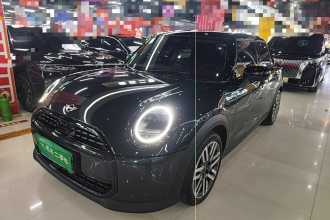 MINI 2025款 1.5T COOPER 经典派 五门版