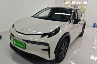 极氪X 2025款 五座四驱运动版