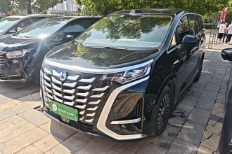 腾势D9 2025款 DM-i 智驾版 1020 四驱尊享型