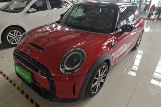 MINI 2022款 2.0T COOPER S 经典派