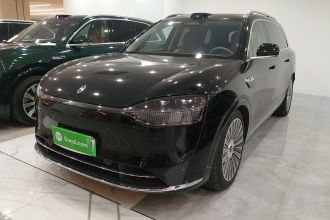 鸿蒙智行 问界M9 2025款 增程 Ultra版 52kWh 5座版 (192线激光雷达）