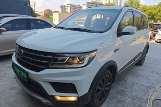 SWM斯威汽车 SWM斯威X3 2020款 1.5L 手动超值型 7座