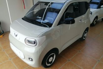 五菱汽车 宏光MINIEV 2024款 第三代 215km 青春版