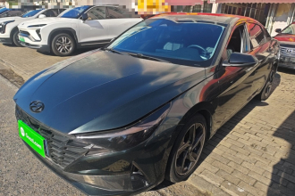 现代 伊兰特 2021款 1.5L CVT LUX尊贵版