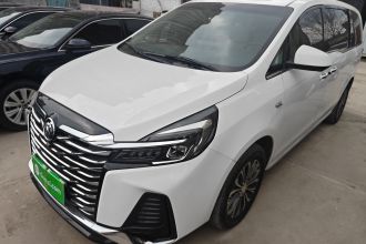 别克GL8 2023款 陆上公务舱 652T 豪华型