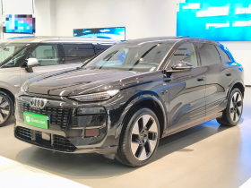 奥迪Q6L e-tron 2026款 首发领航版