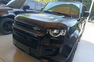 路虎卫士 2022款 90 3.0T P400 XS