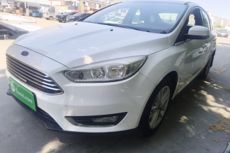福特 福克斯 2015款 三厢 EcoBoost 180 自动精英型