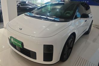 理想汽车 理想i6 2025款 两驱标准版