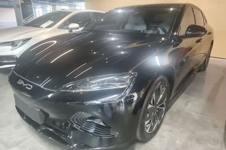 比亚迪 海豹 2022款 550km 标准续航后驱版精英型