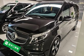 奔驰V级 2020款 V 260 L 长轴距豪华版