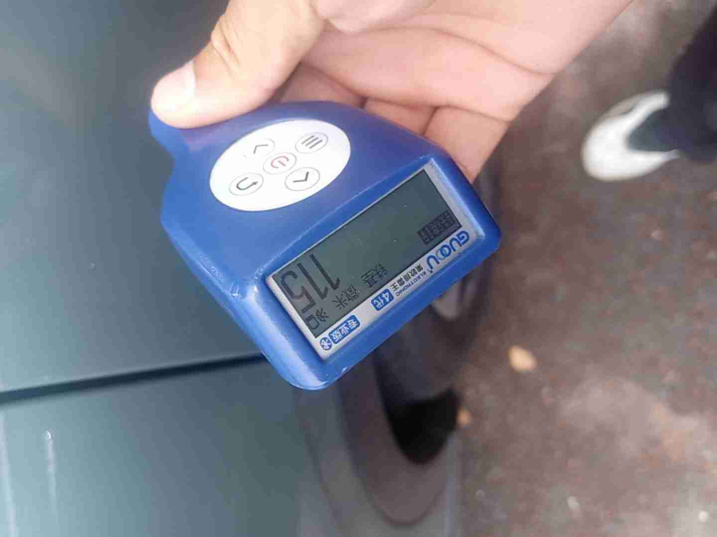 左后翼子板喷漆修复痕迹实拍