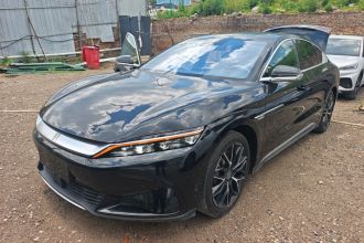 比亚迪 汉 2024款 EV 荣耀版 610KM四驱天神之眼智驾型