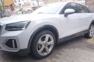 奥迪Q2L 2022款 35 TFSI 进取致雅型