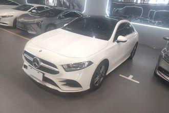 奔驰A级 2022款 A 180 L 运动轿车