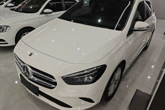 奔驰B级 2021款 B 200 时尚型