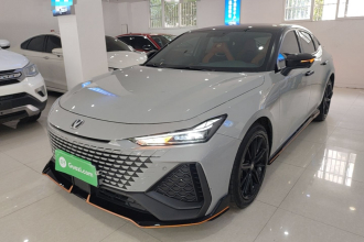 长安UNI-V 2023款 2.0T 锋速版