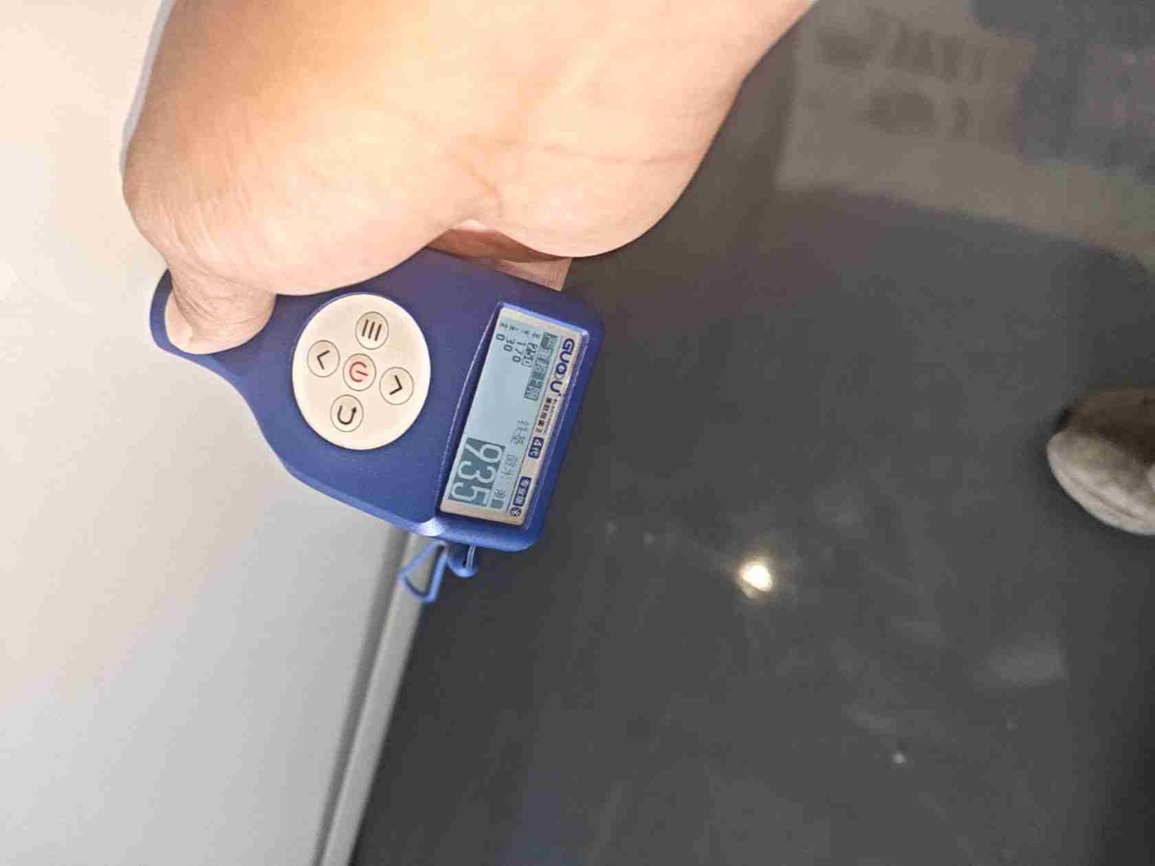 左侧后门漆面钣金修复实拍