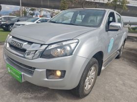 五十铃 D-MAX 2018款 3.0T两驱自动精英型4JJ1-TC HI