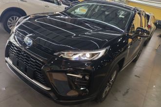 丰田 威兰达 2023款 双擎 2.5L E-CVT四驱尊贵版